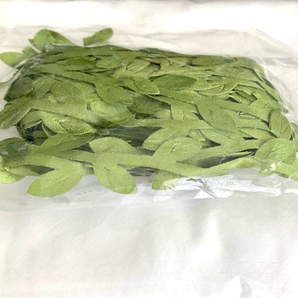 DIY Artificial Willow Leaf Vine Ribbon - Picture 6 of 6